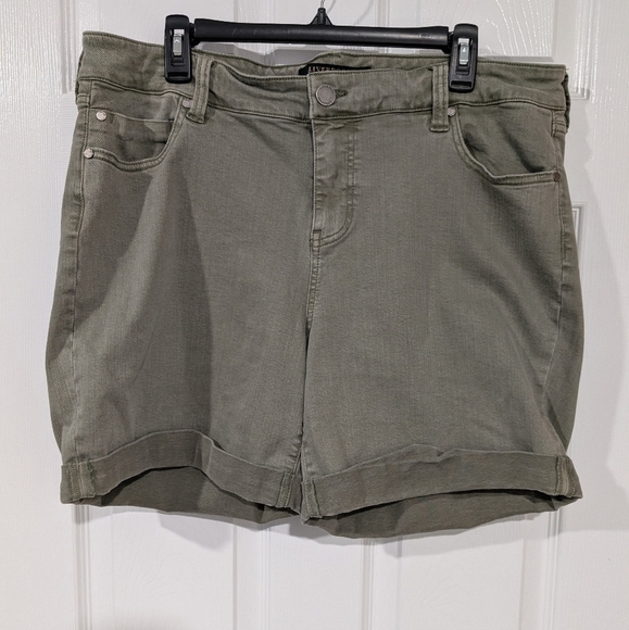 Liverpool Los Angeles Saguaro Palm The Walking Shorts in Size 18W - Picture 1 of 10